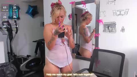 Snapshot of ary_ricci chatting on 09-24-25, 08:56 ary_ricci online show from 09-24-25, 08:56