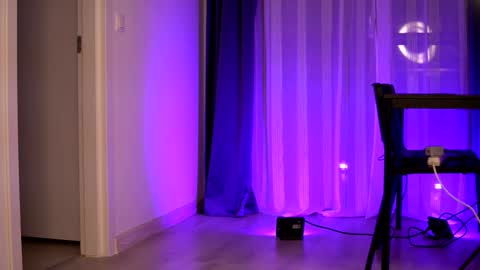 Lunaa  online show from 10-31-25, 07:37