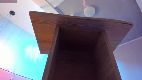 Arya online show from 12-27-24, 02:58