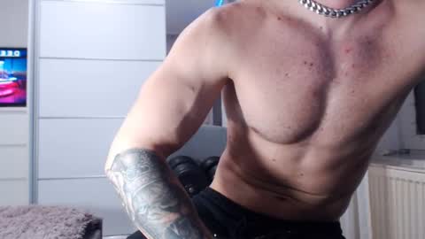 AryanAian1 online show from 01-31-25, 05:21