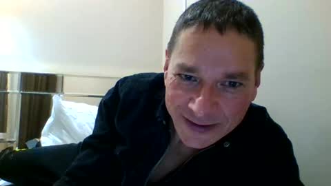 Snapshot of as660660 chatting on 11-23-25, 11:15 as660660 online show from 11-23-25, 11:15