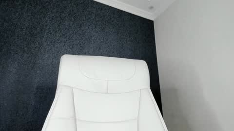 Asami online show from 01-19-25, 10:39