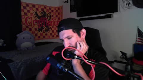 Snapshot of asanator101 chatting on 09-17-25, 01:07 devilPup75 online show from 09-17-25, 01:07