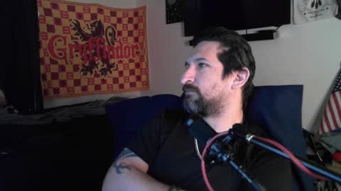 Snapshot of asanator101 chatting on 10-09-25, 09:13 devilPup75 online show from 10-09-25, 09:13