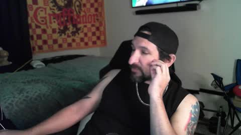 Snapshot of asanator101 chatting on 10-19-25, 02:45 devilPup75 online show from 10-19-25, 02:45