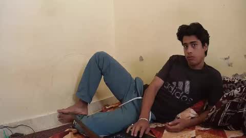 Snapshot of ash2730 chatting on 10-13-25, 05:18 ash2730 online show from 10-13-25, 05:18