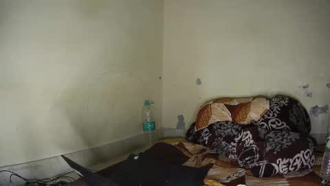 Snapshot of ash2730 chatting on 10-13-25, 08:31 ash2730 online show from 10-13-25, 08:31