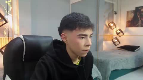 ash_kai online show from 07-05-26, 08:16