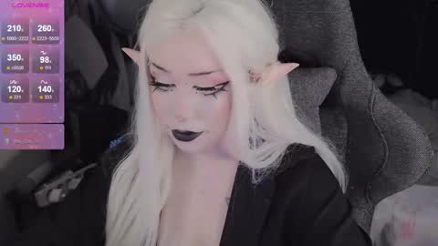 Sasha next stream December 4st  at  0000- 0030 am German time online show from 12-17-25, 11:55