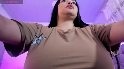 Snapshot of ashanty_vera01 chatting on 03-10-25, 03:23 ashanty_vera01 online show from 03-10-25, 03:23