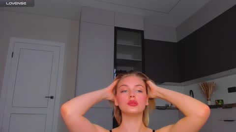 your pretty Ashley online show from 12-02-24, 07:36