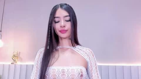 Snapshot of ashely_rous chatting on 10-08-25, 07:33 I am Ashley online show from 10-08-25, 07:33