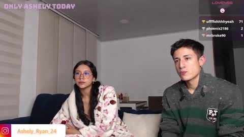 Snapshot of ashely_ryan24 chatting on 01-08-25, 02:14 Ashley And Ryan online show from 01-08-25, 02:14