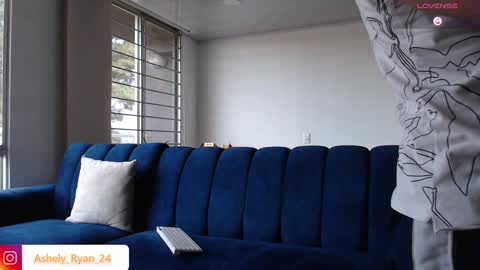 Snapshot of ashely_ryan24 chatting on 01-10-25, 10:04 Ashley And Ryan online show from 01-10-25, 10:04
