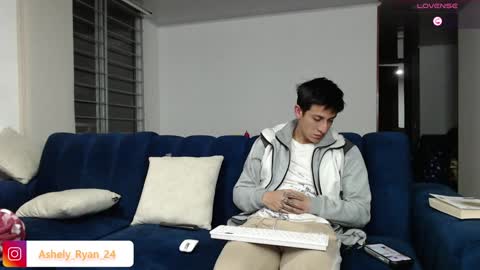 Snapshot of ashely_ryan24 chatting on 01-29-25, 12:22 Ashley And Ryan online show from 01-29-25, 12:22