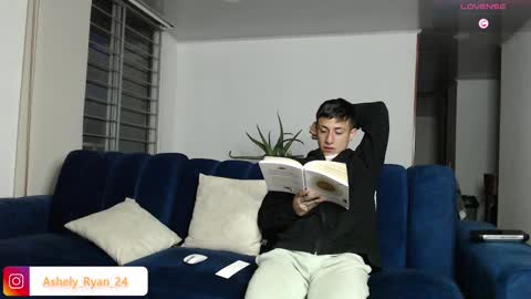 Snapshot of ashely_ryan24 chatting on 03-05-25, 11:27 Ashley And Ryan online show from 03-05-25, 11:27