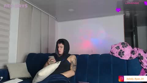 Snapshot of ashely_ryan24 chatting on 09-23-25, 12:13 Ashley And Ryan online show from 09-23-25, 12:13