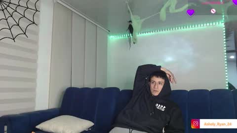 Snapshot of ashely_ryan24 chatting on 10-23-25, 11:03 Ashley And Ryan online show from 10-23-25, 11:03