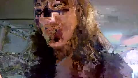 Snapshot of ashelynngrey1986 chatting on 12-18-24, 01:37 Ashelynn Grey online show from 12-18-24, 01:37