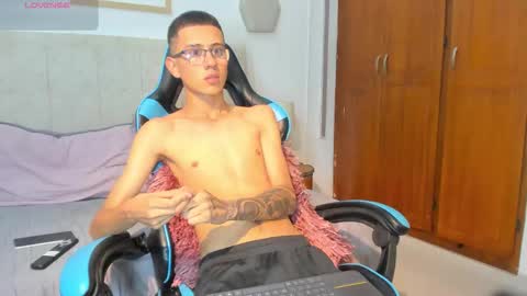   Asher  online show from 02-02-26, 08:29