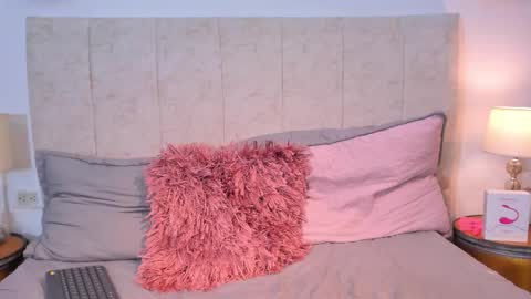 Snapshot of asher_lux chatting on 03-08-26, 02:04 Asher online show from 03-08-26, 02:04