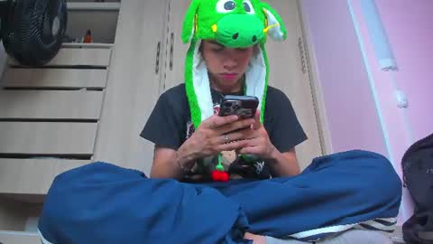 Asher online show from 06-13-26, 01:25