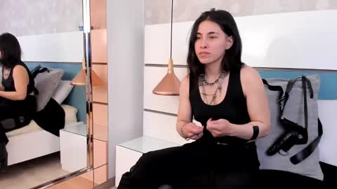 Ashkoreh online show from 10-21-25, 07:25