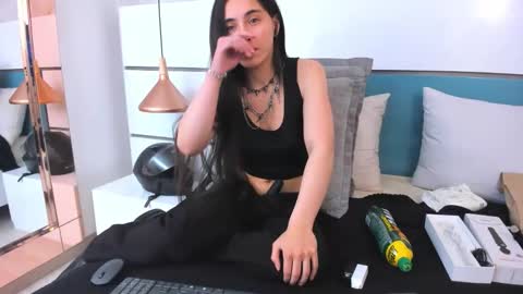 Ashkoreh online show from 03-09-26, 08:46