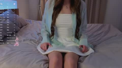 Snapshot of ashlealavender chatting on 04-05-26, 07:55 April online show from 04-05-26, 07:55