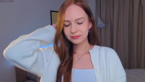 Snapshot of ashlealavender chatting on 04-08-26, 09:04 April online show from 04-08-26, 09:04