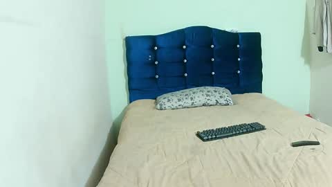 ashleey_palmer online show from 02-25-26, 11:58