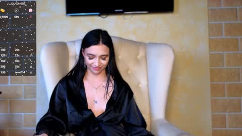 veronika online show from 12-15-24, 03:31