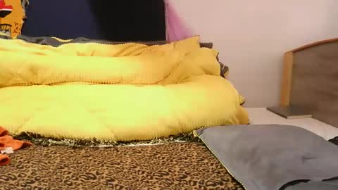 Snapshot of ashlery_ chatting on 11-04-25, 05:17 ashlery online show from 11-04-25, 05:17