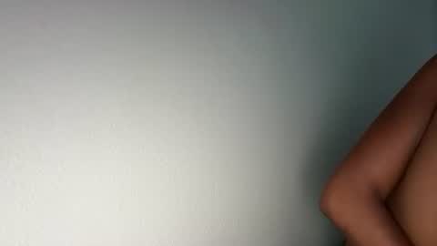 Snapshot of ashley865944 chatting on 04-05-26, 12:08 ashley865944 online show from 04-05-26, 12:08