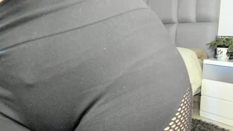 Snapshot of ashley_120 chatting on 12-11-24, 01:47 Carolina online show from 12-11-24, 01:47