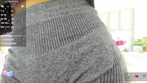 Snapshot of ashley_120 chatting on 01-25-25, 06:02 Carolina online show from 01-25-25, 06:02