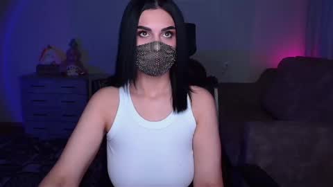   Yasmina   online show from 12-17-24, 04:12