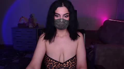   Yasmina   online show from 12-21-24, 04:30