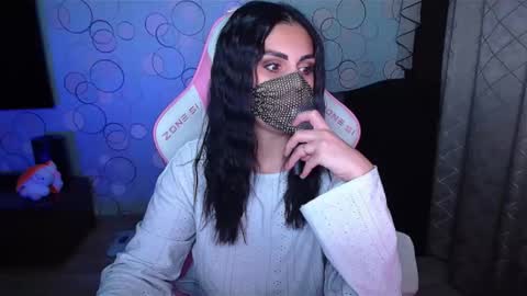   Yasmina   online show from 10-01-25, 05:24