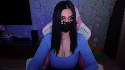 Snapshot of ashley__cooper__ chatting on 03-30-26, 05:30 Yasmina online show from 03-30-26, 05:30