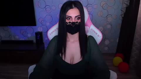 Snapshot of ashley__cooper__ chatting on 04-14-26, 04:18 Yasmina online show from 04-14-26, 04:18