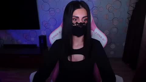 Snapshot of ashley__cooper__ chatting on 04-24-26, 04:04 Yasmina online show from 04-24-26, 04:04