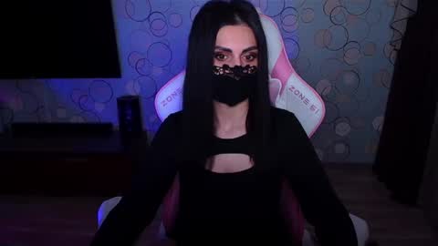 Snapshot of ashley__cooper__ chatting on 04-29-26, 04:05 Yasmina online show from 04-29-26, 04:05