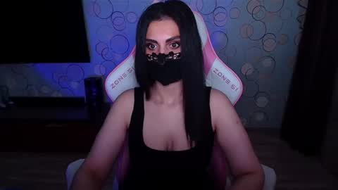 Snapshot of ashley__cooper__ chatting on 05-20-26, 05:02 Yasmina online show from 05-20-26, 05:02