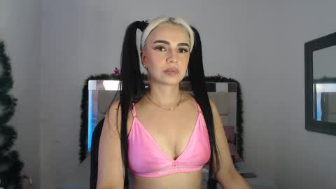 ashley__tylor online show from 12-27-24, 06:03