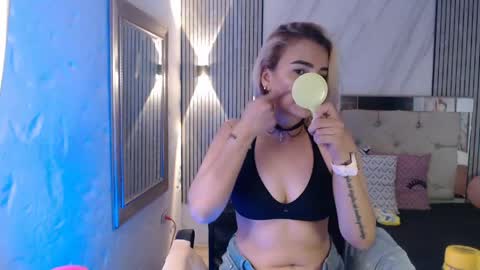 ashley__tylor online show from 05-13-26, 04:15