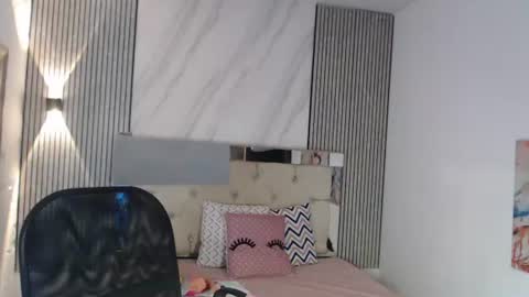 ashley__tylor online show from 08-07-26, 11:45