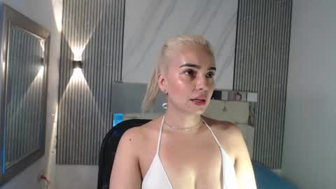 ashley__tylor online show from 08-08-26, 07:16