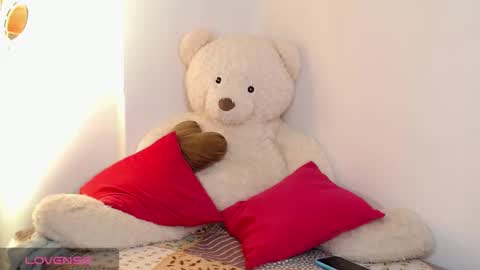 ashley_amoret94 online show from 09-28-25, 12:38