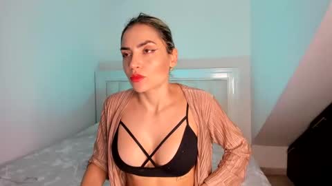 Snapshot of ashley_blair chatting on 12-01-24, 06:19 ashley_blair online show from 12-01-24, 06:19